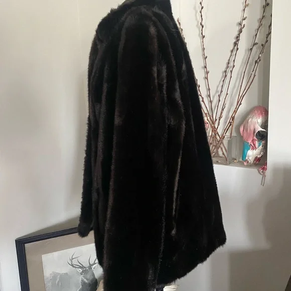 Vintage Career Originals chocolate brown faux fur, size 16 - Picture 2 of 13